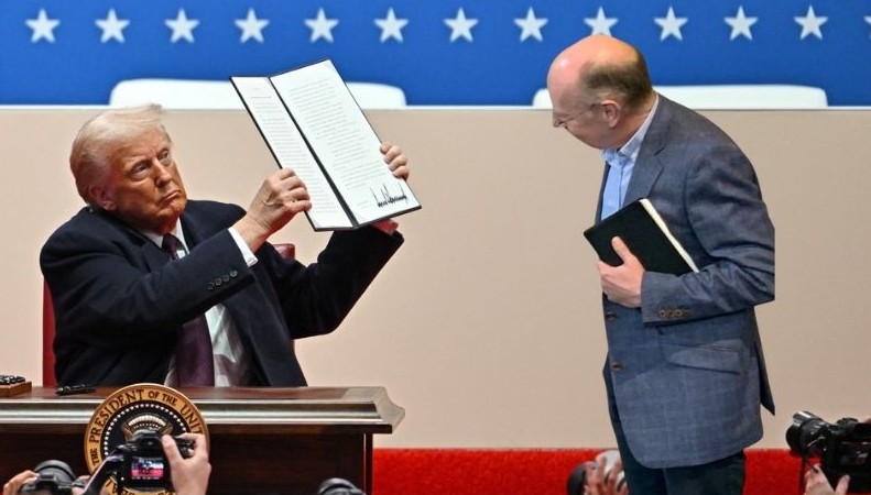 Copy of MFC WhatsApp Instagram